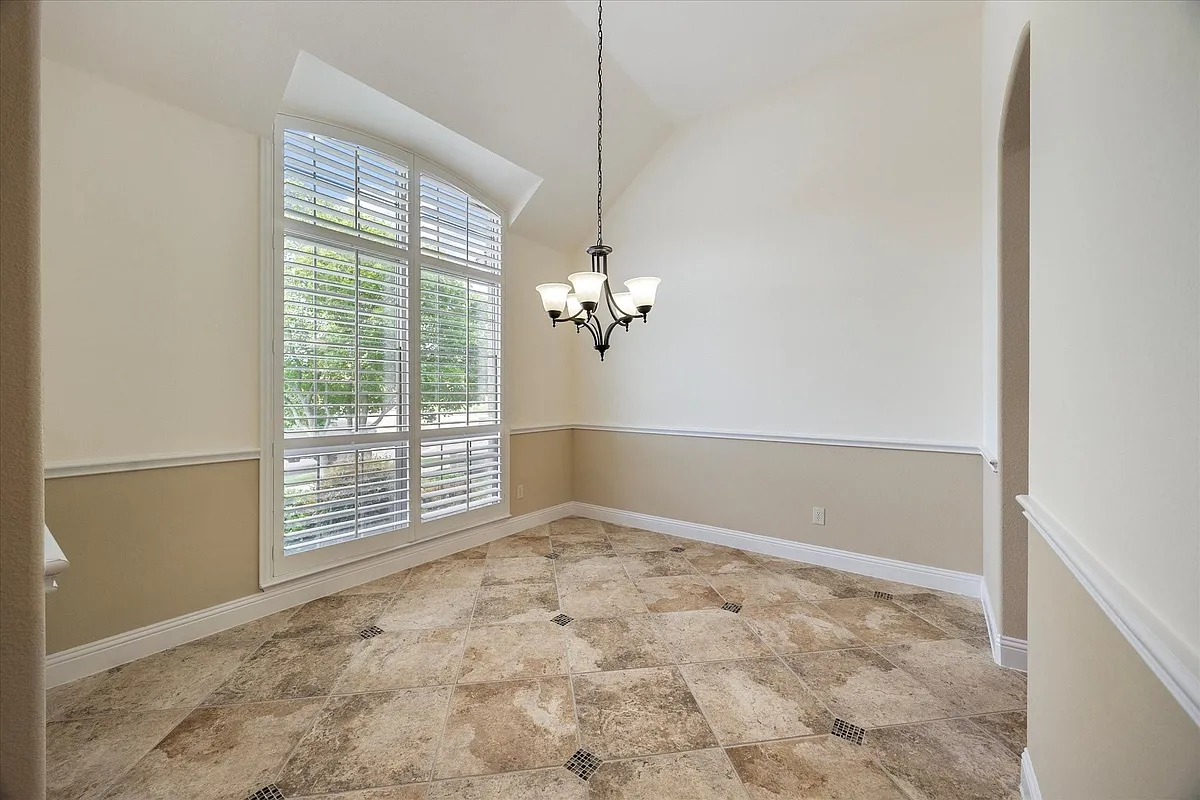Building Photo - 127 Stevenson Dr