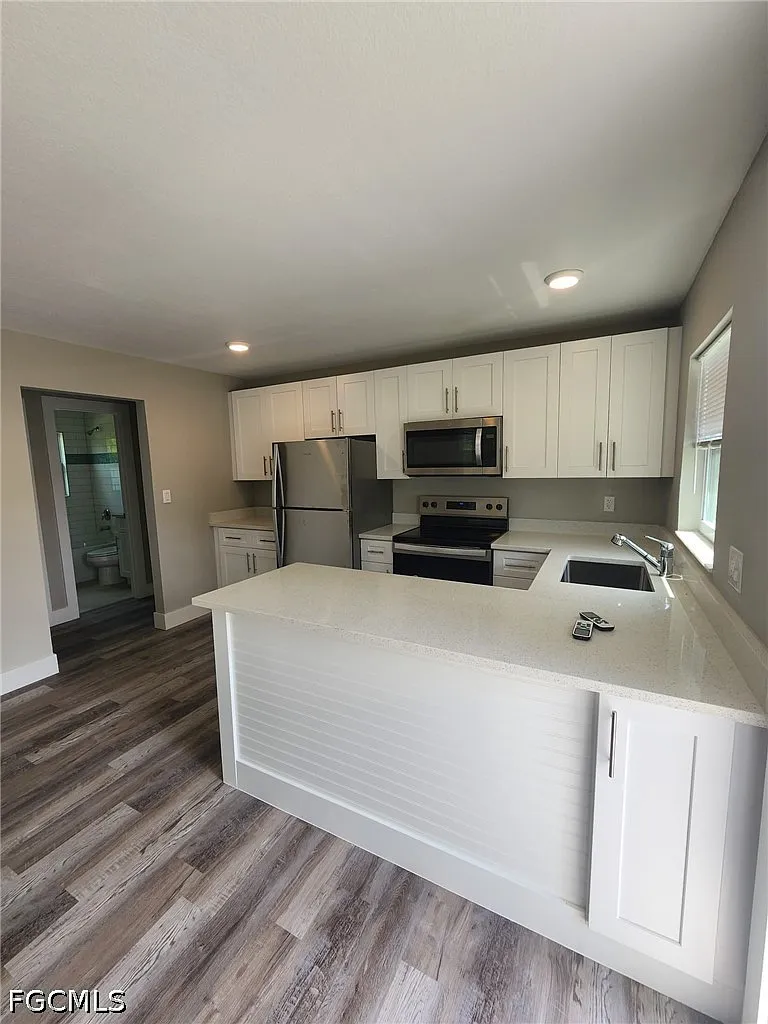 1 bed, 1.0 bath, 500 sqft, $1,200 — Photo 3
