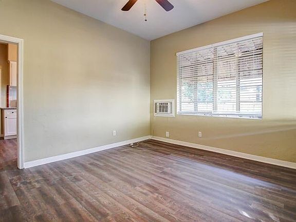 5th image of 1003 E 15th Ave #A