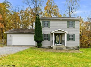 46 Oakridge Ln, Bridgeport, WV 26330