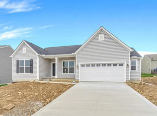 2330 Mint Hill Dr, Lancaster, OH 43130
