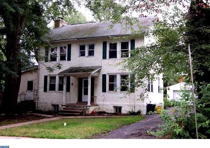 2nd image of 120 Clifton Ave
