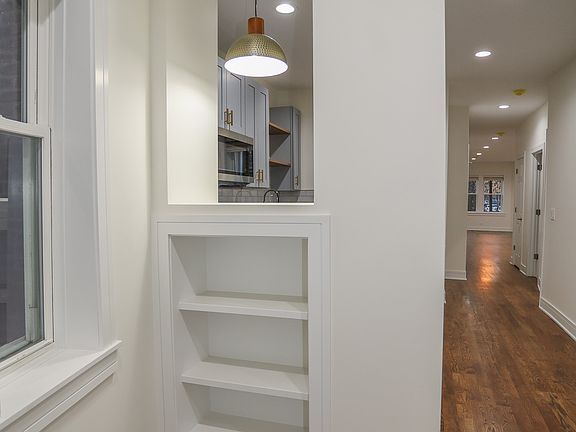 5th image of 2301 S Marshall Blvd #1F