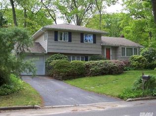 3 Nevinwood Pl, Huntington, NY 11743