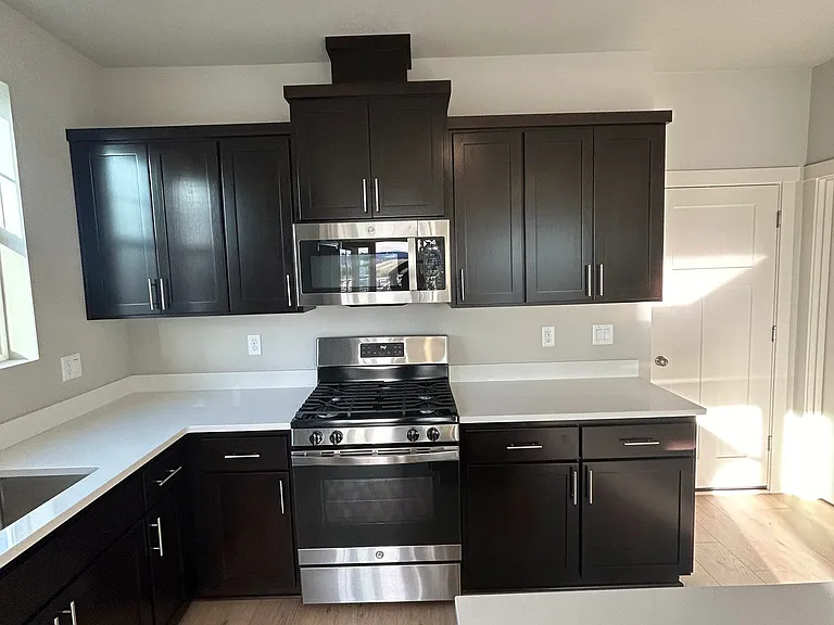 3408 SE 81st Ave — Photo 10