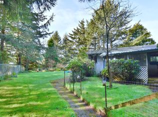 62194 Crown Point Rd, Coos Bay, OR 97420