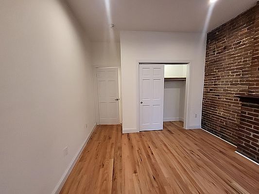 4th image of 533 3rd Ave