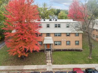 1415 W Maple Ave, Independence, MO 64050