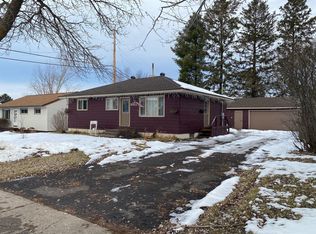 309 Arlington Rd, Hoyt Lakes, MN 55750