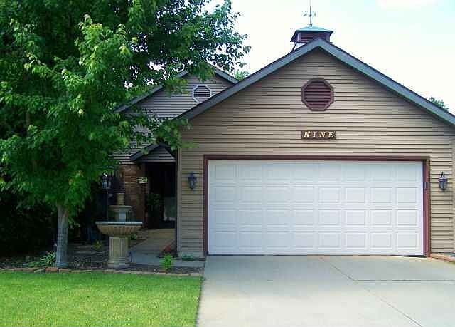 1st image of 9 Cambridge Ct
