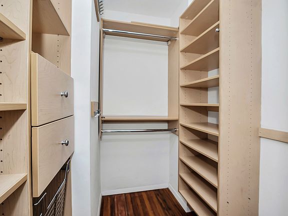 4th image of 229 E 29th St APT 2O