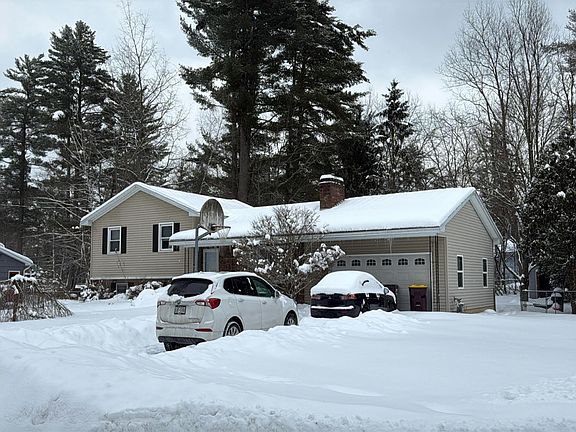 2nd image of 21 Whippoorwill Rd