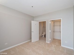 653 N Kingsbury St APT 1102, Chicago, IL