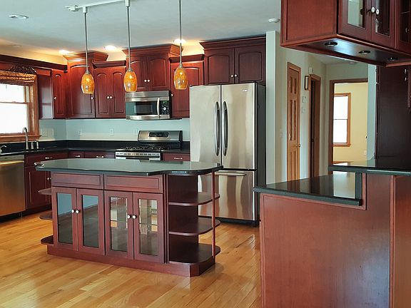 Spacious, Open Kitchen
