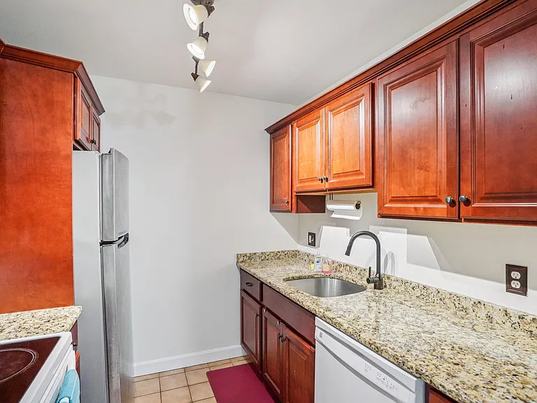 35 Desmoines Rd #209 — Photo 6
