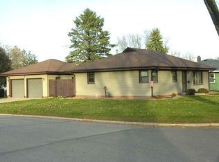 403 Pine St, Osage, IA 50461