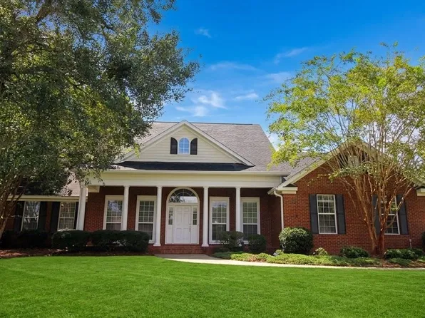 2281 Cobb Dr, Tallahassee, FL 32312