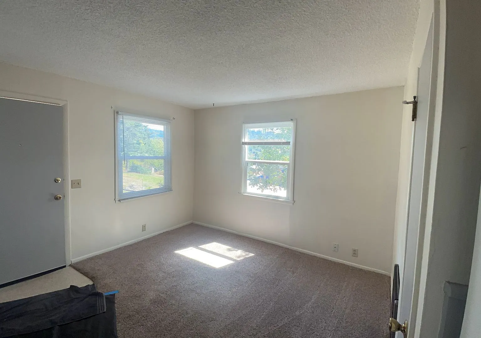 RS-0000 | 769 & 773 NE Jackson St — Photo 3