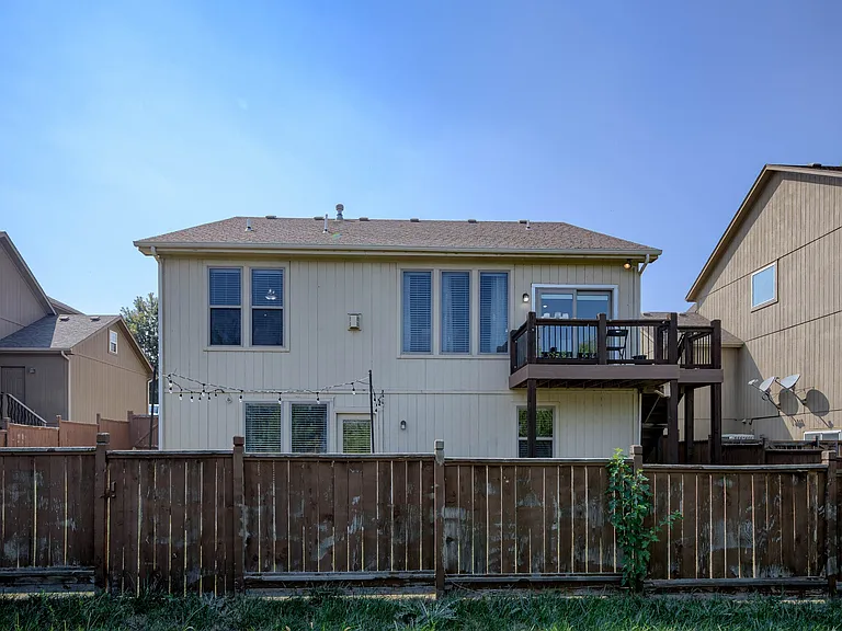 15523 Valley View Dr — Photo 23