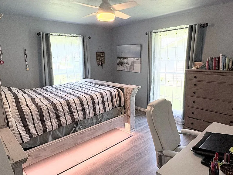 1365 W Twin Springs St — Photo 35