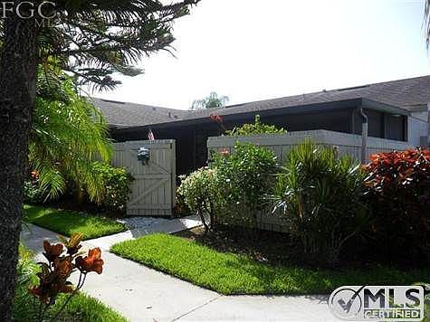 4th image of 15562 Crystal Lake Dr