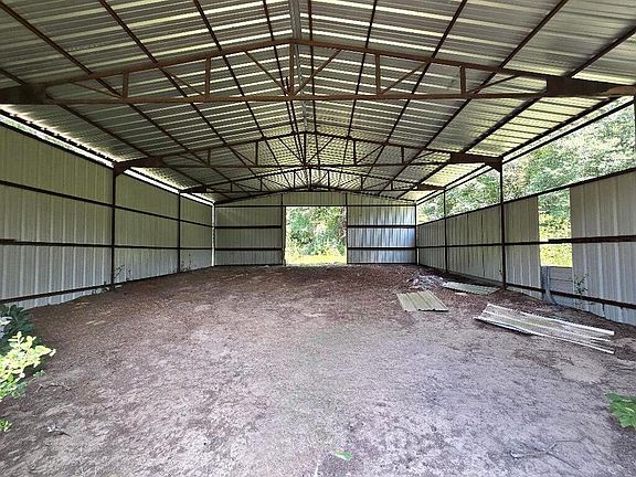 4th image of 6385 County Road 425