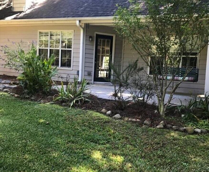2nd image of 424 Wisteria Place Cir