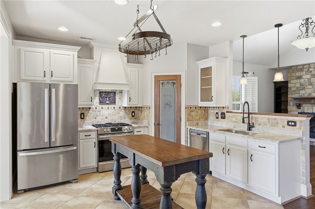 105 Bur Oak Dr, Taylors, SC - View 4