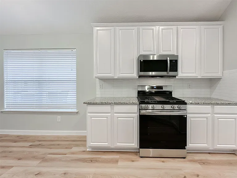 27 Auburn Path Dr — Photo 16