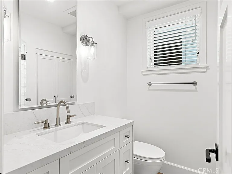 709 Marigold Ave — Photo 12