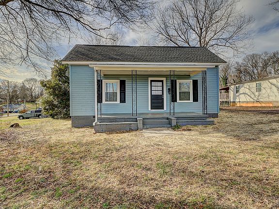 3rd image of 204 S 10th St