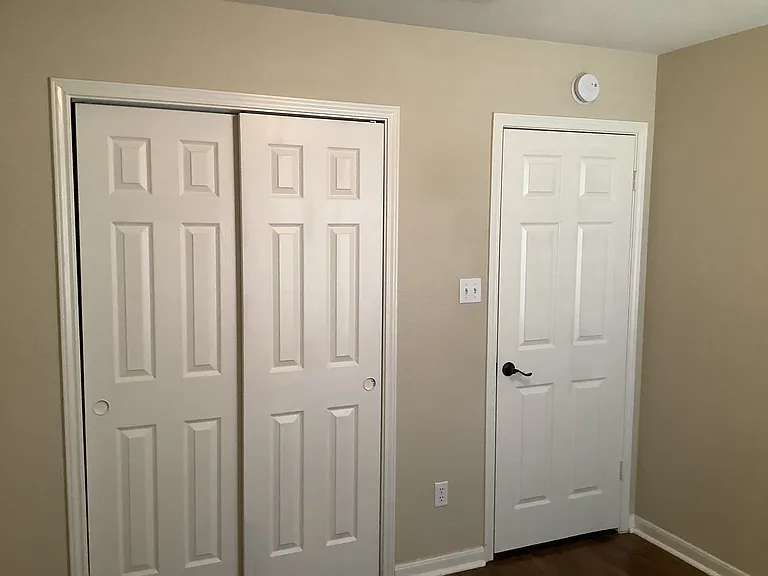 101 Hanstrom Dr — Photo 15