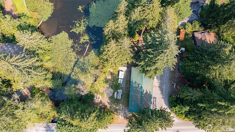 4th image of 3016 Camp 2 Road