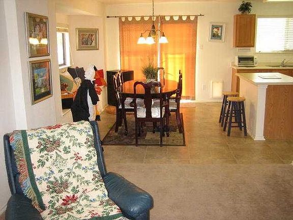 3rd image of 4600 Woodstock Dr