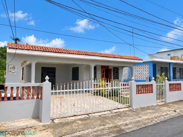 Calle 18 Vis #Urb, Aguadilla, PR 00603