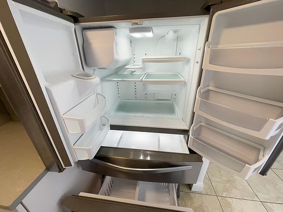 5th image of 100 Fontainebleau Blvd APT 104