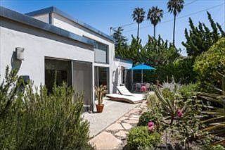 4th image of 1409 Portesuello Ave