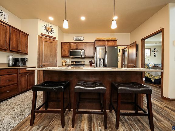 4th image of 5900 S Whisper Creek Pl