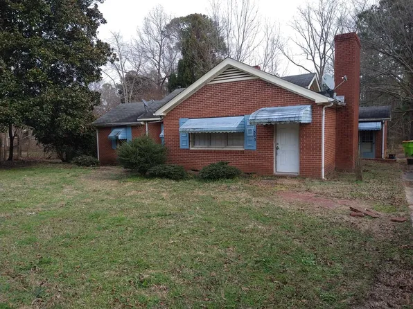 323 Ferguson St, Littleton, NC 27850