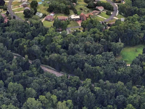 151 Beaver Grade Rd, Mc Kees Rocks, PA 15136