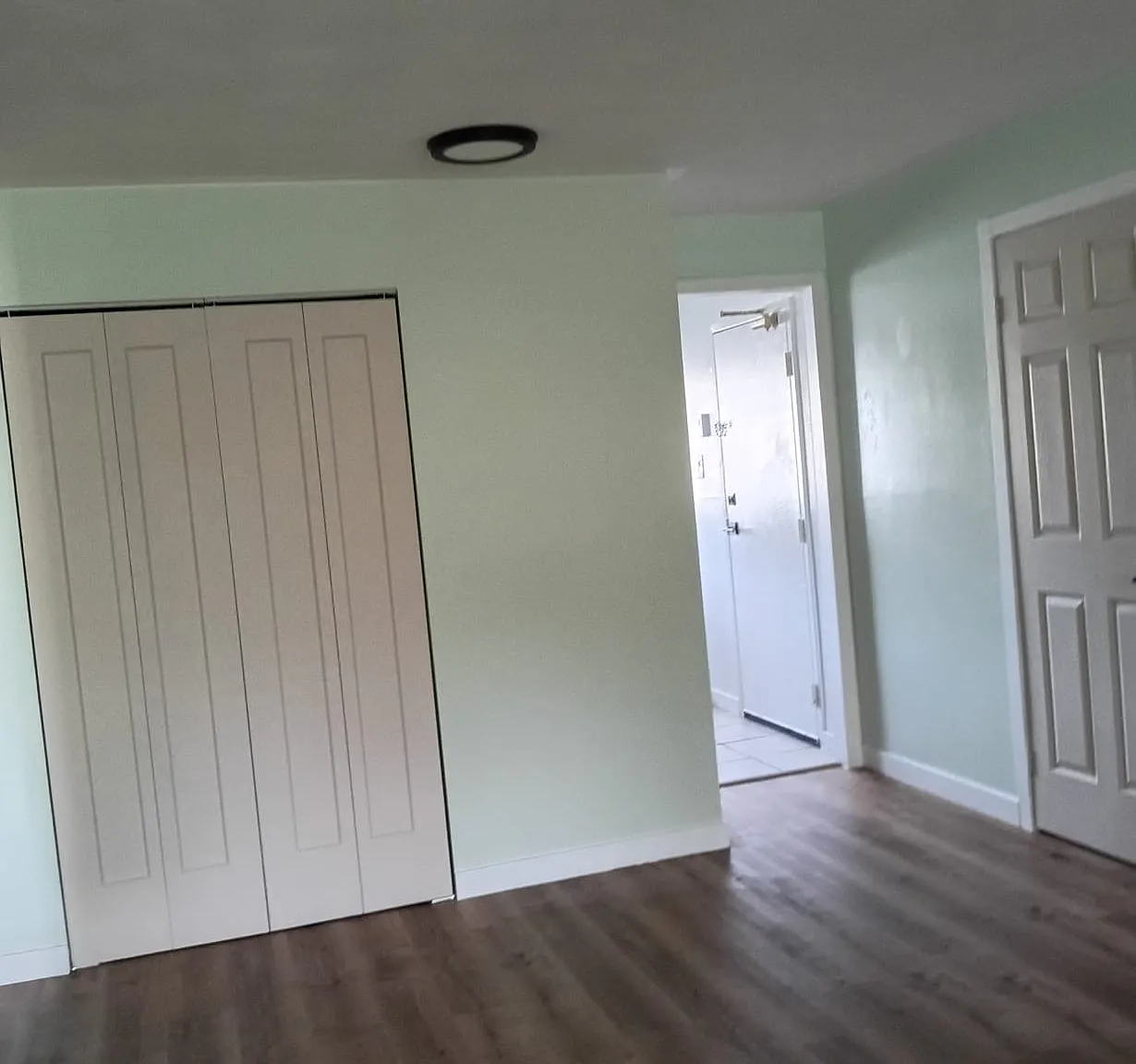 2 bed, 850 sqft, $1,650 — Photo 2