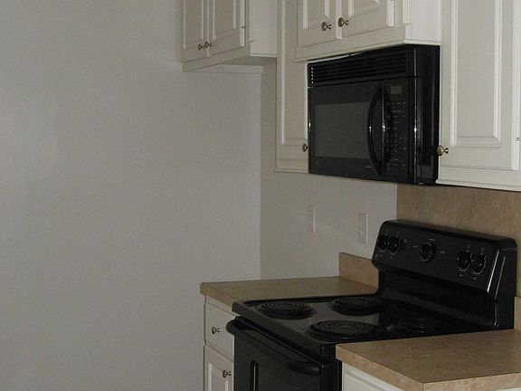 5th image of 119 Fleetwood Dr
