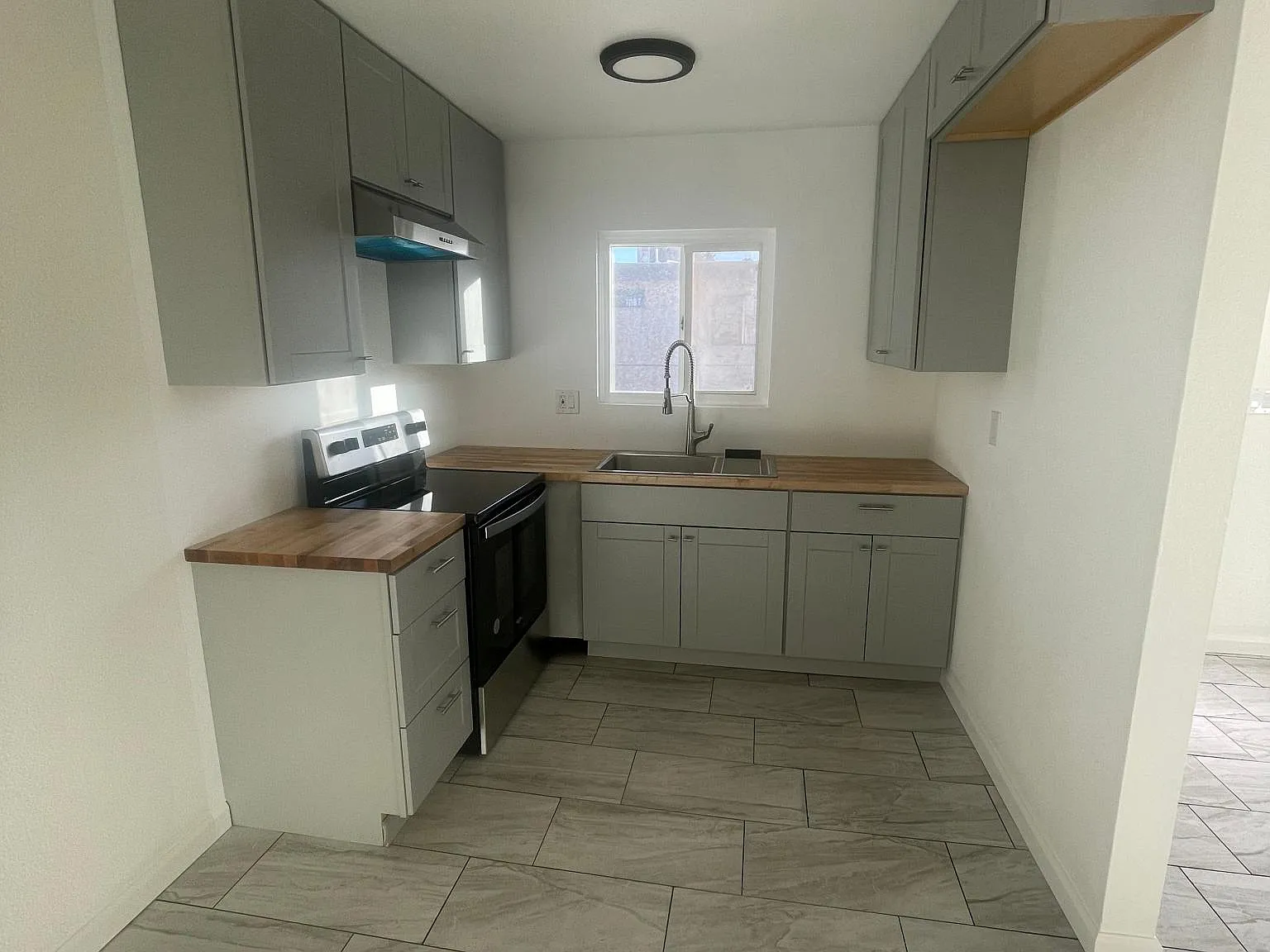 38509 5th St E — Photo 3
