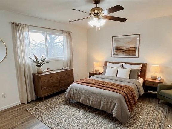 3rd image of 194 Hidden Acres Rd