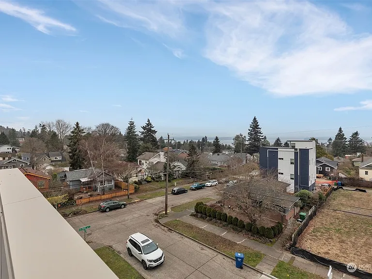 6542 44th Ave SW #B — Photo 17