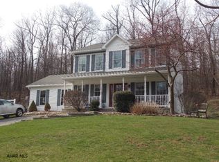 785 Laurel Ln, Altoona, PA 16601