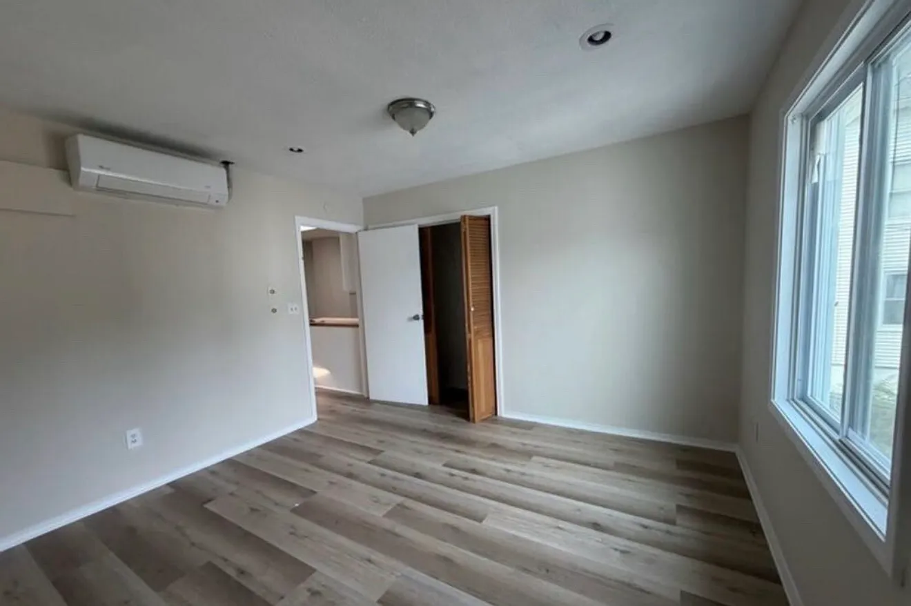 2 bed, 1200 sqft, $1,245 — Photo 4
