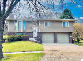 1639 Old Glory Rd, Lincoln, NE 68521