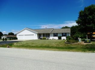 3915 Royal Bay Ridge Rd, New Franken, WI 54229
