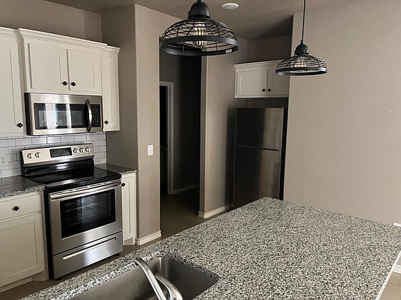 5th image of 1501 Avenue O Unit B